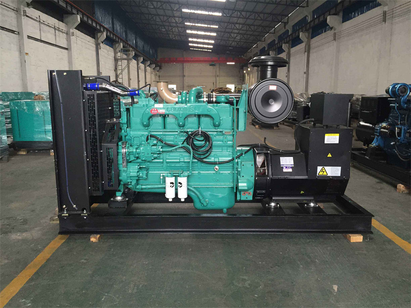 凤冈如何判断一个电压表是否具有自动量程切换功能？