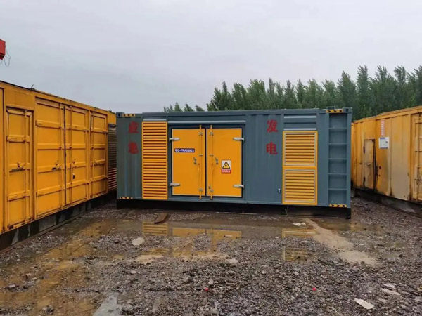 凤冈柴油发电机如何判断干式空气滤清器是否需要更换？